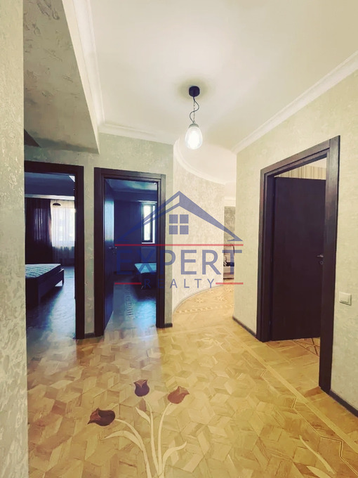 ԿԵՆՏՐՈՆ, ԴԵՄԻՐՃՅԱՆ ՓՈՂՈՑ, 3 ՍԵՆՅԱԿ