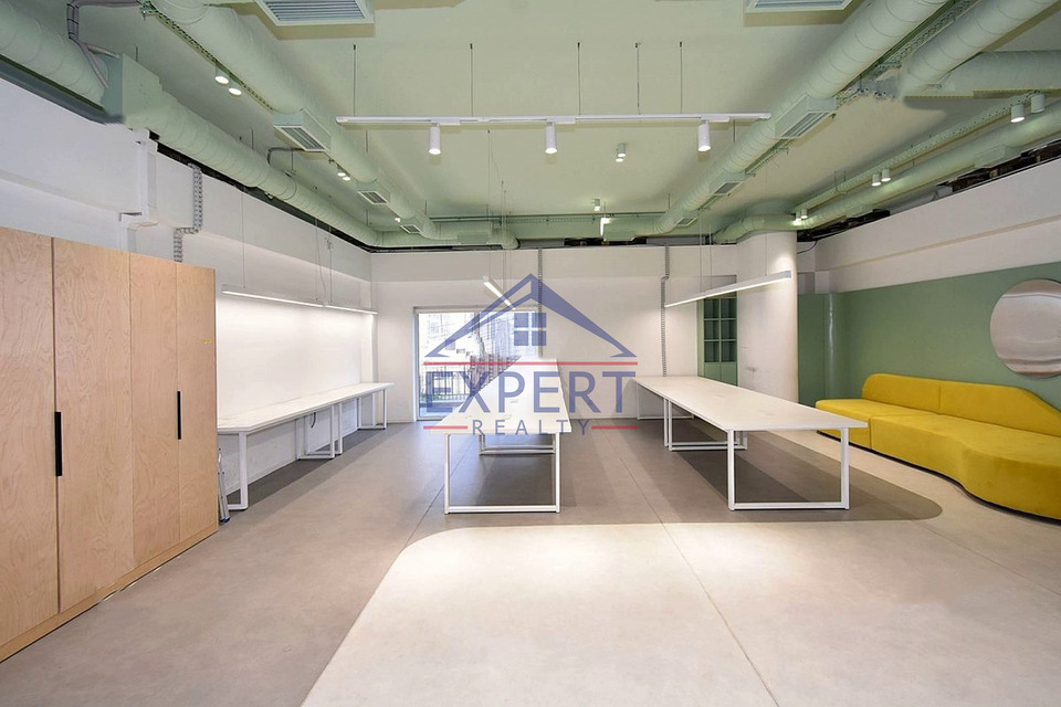 ԶԵՅԹՈՒՆ, ՊԱՐՈՒՅՐ ՍԵՎԱԿ, 210 ՔՄ