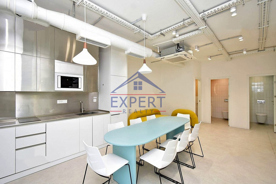 ԶԵՅԹՈՒՆ, ՊԱՐՈՒՅՐ ՍԵՎԱԿ, 210 ՔՄ