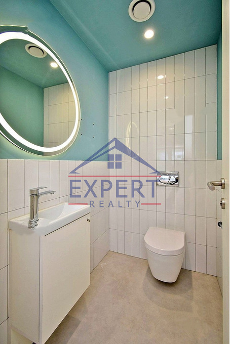 ԶԵՅԹՈՒՆ, ՊԱՐՈՒՅՐ ՍԵՎԱԿ, 210 ՔՄ