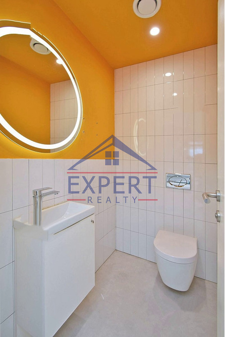 ԶԵՅԹՈՒՆ, ՊԱՐՈՒՅՐ ՍԵՎԱԿ, 210 ՔՄ