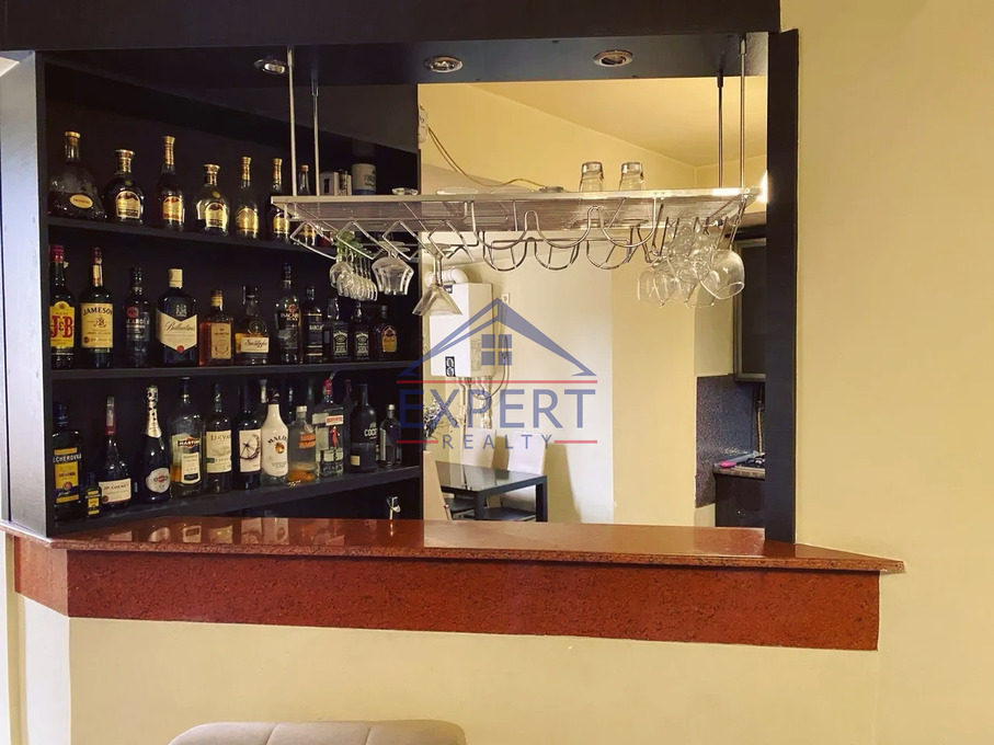 ՇԵՆԳԱՎԻԹ, ՉԵԽՈՎԻ ՓՈՂՈՑ, 4 ՍԵՆՅԱԿ