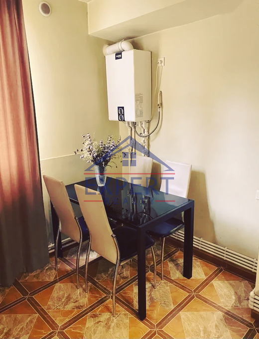 ՇԵՆԳԱՎԻԹ, ՉԵԽՈՎԻ ՓՈՂՈՑ, 4 ՍԵՆՅԱԿ