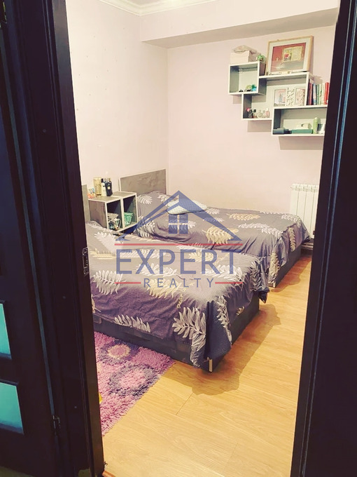 ՇԵՆԳԱՎԻԹ, ՉԵԽՈՎԻ ՓՈՂՈՑ, 4 ՍԵՆՅԱԿ