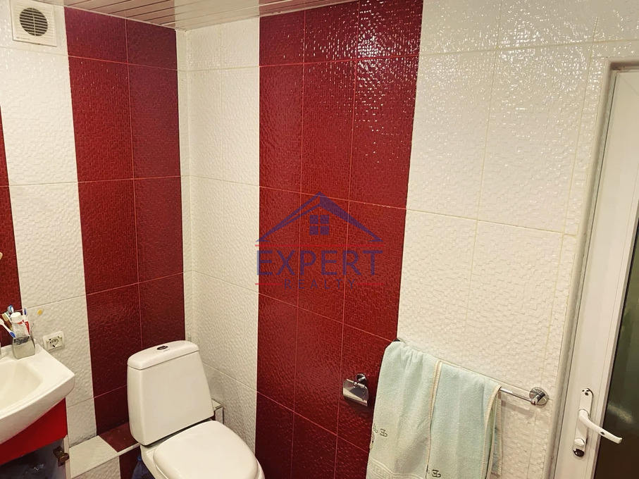 ՇԵՆԳԱՎԻԹ, ՉԵԽՈՎԻ ՓՈՂՈՑ, 4 ՍԵՆՅԱԿ