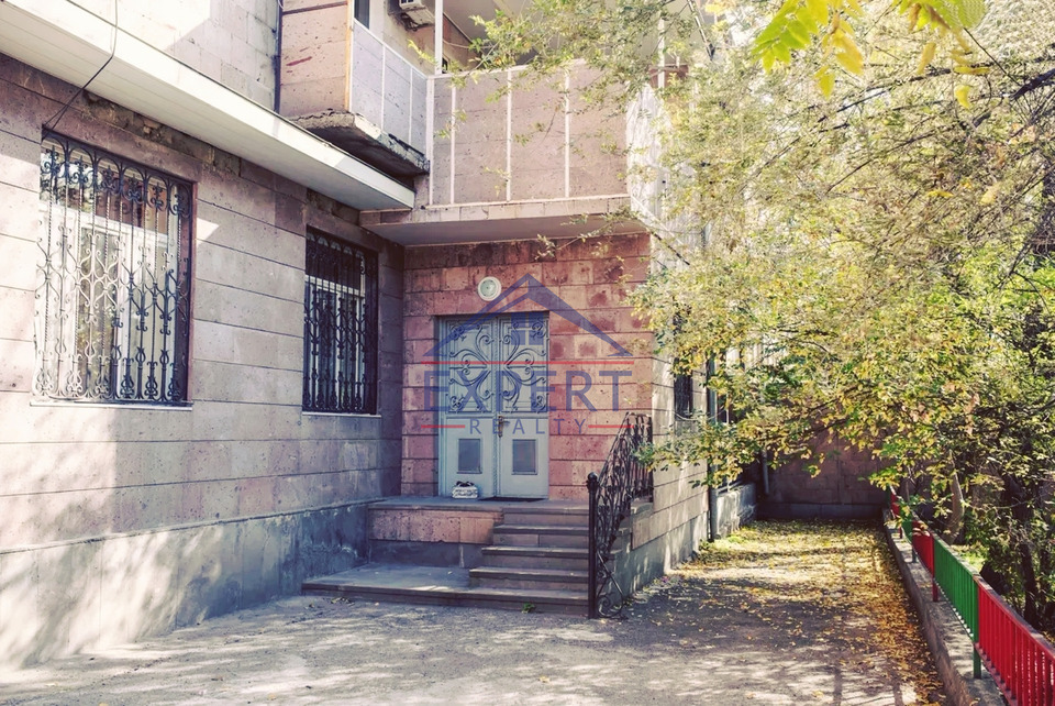 ԱՐԱԲԿԻՐ, ԱԶԱՏՈՒԹՅԱՆ ՊՈՂՈՏԱ 3 ՍԵՆՅԱԿ