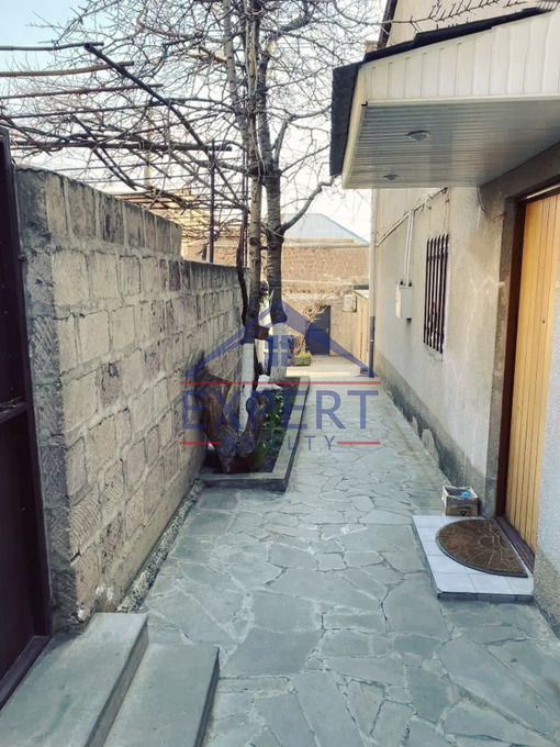 ՔԱՆԱՔԵՌ-ԶԵՅԹՈՒՆ , ՎԱՐՇԱՎՅԱՆ ՓՈՂՈՑ