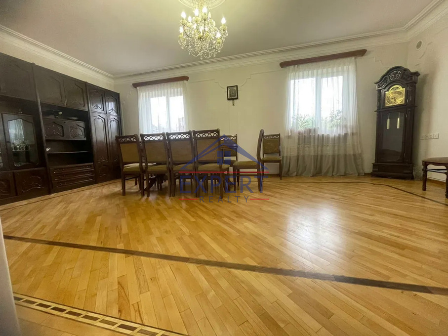 ԴԱՎԹԱՇԵՆ, 6 ՍԵՆՅԱԿ