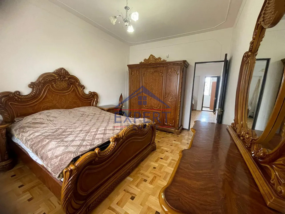 ԴԱՎԹԱՇԵՆ, 6 ՍԵՆՅԱԿ