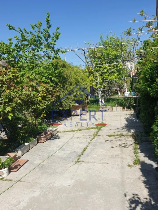 ԴԱՎԹԱՇԵՆ, 6 ՍԵՆՅԱԿ