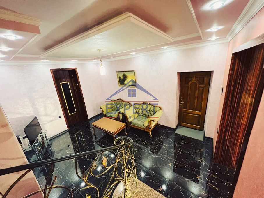 ԿԵՆՏՐՈՆ, ՄԱՇՏՈՑԻ ՊՈՂՈՏԱ, 3 ՍԵՆՅԱԿ