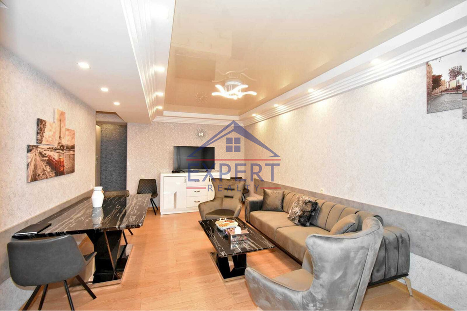 ԿԵՆՏՐՈՆ, ՀԻՆ ԵՐԵՎԱՆՑՈՒ ՓՈՂՈՑ, 3 ՍԵՆՅԱԿ