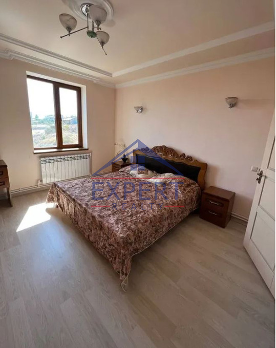 ԱՎԱՆ , ԱՃԱՌՅԱՆ ՓՈՂՈՑ, 7 ՍԵՆՅԱԿ