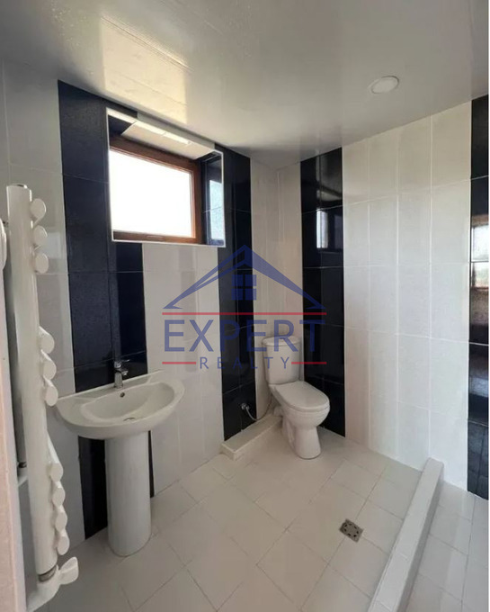 ԱՎԱՆ , ԱՃԱՌՅԱՆ ՓՈՂՈՑ, 7 ՍԵՆՅԱԿ