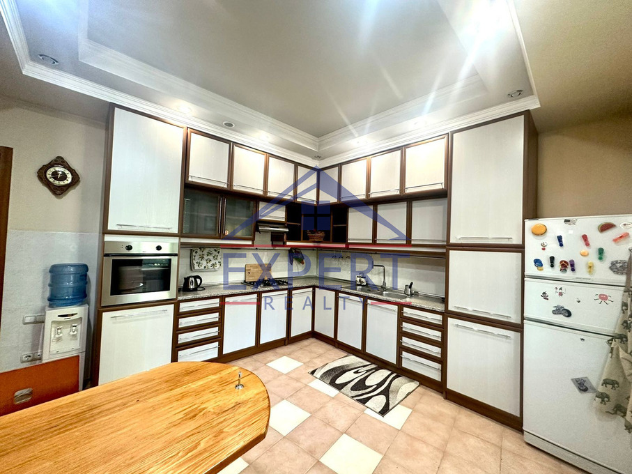 ՆՈՐՔ ՄԱՐԱՇ, ԱՐՄԵՆԱԿ ԱՐՄԵՆԱԿՅԱՆ ՓՈՂՈՑ, 5 ՍԵՆՅԱԿ