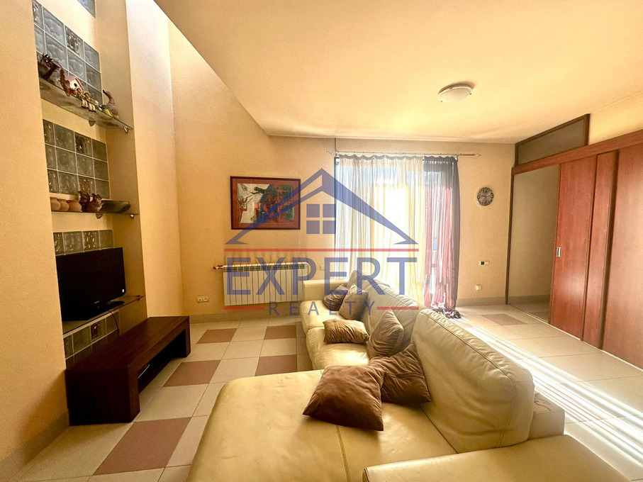 ՆՈՐՔ ՄԱՐԱՇ, ԱՐՄԵՆԱԿ ԱՐՄԵՆԱԿՅԱՆ ՓՈՂՈՑ, 5 ՍԵՆՅԱԿ