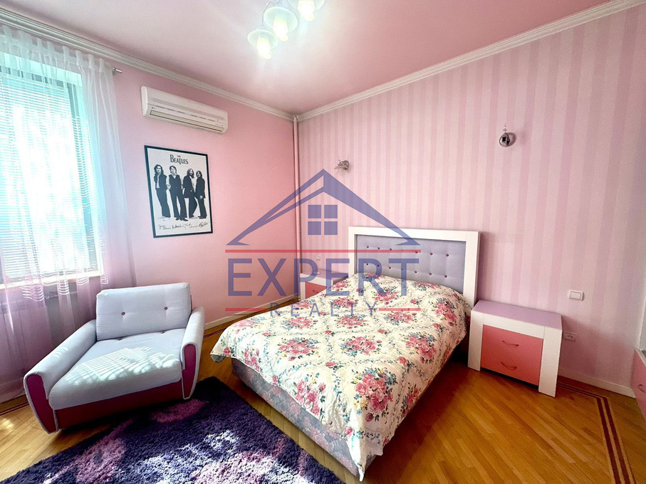 ՆՈՐՔ ՄԱՐԱՇ, ԱՐՄԵՆԱԿ ԱՐՄԵՆԱԿՅԱՆ ՓՈՂՈՑ, 5 ՍԵՆՅԱԿ