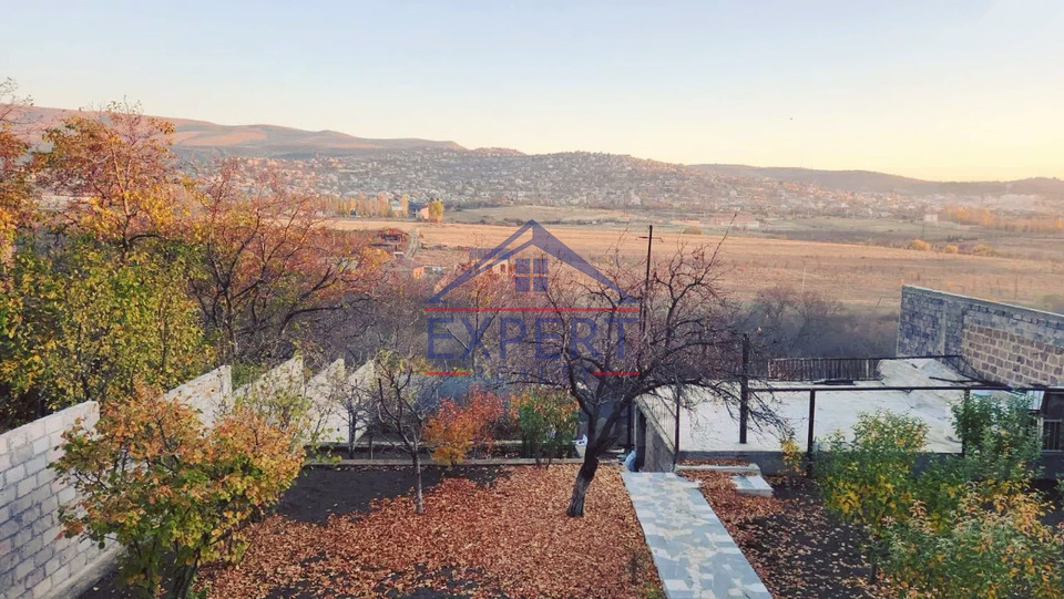 ՁՈՐԱՂԲՅՈՒՐ, 4 ՍԵՆՅԱԿ