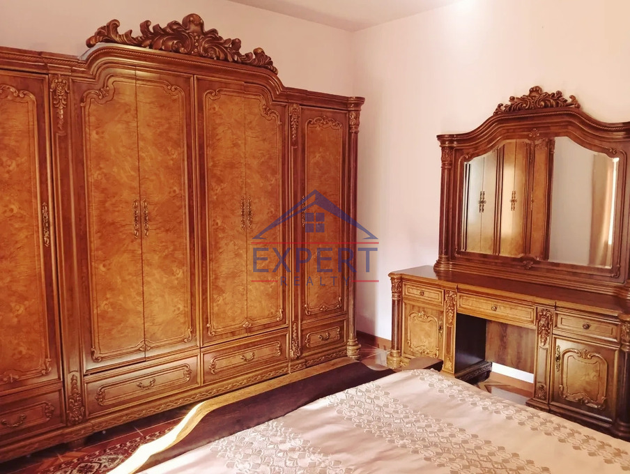 ՇԵՆԳԱՎԻԹ, ԼևՈՆ ԽԱՉԻԿՅԱՆ ՓՈՂՈՑ, 4 ՍԵՆՅԱԿ