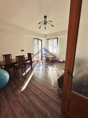 ԿԵՆՏՐՈՆ, ԱՄԻՐՅԱՆ Փ, 3 ՍԵՆՅԱԿ