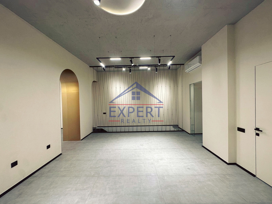 ԿԵՆՏՐՈՆ, ԽԱՆՋՅԱՆ Փ․, 125 Ք/Մ