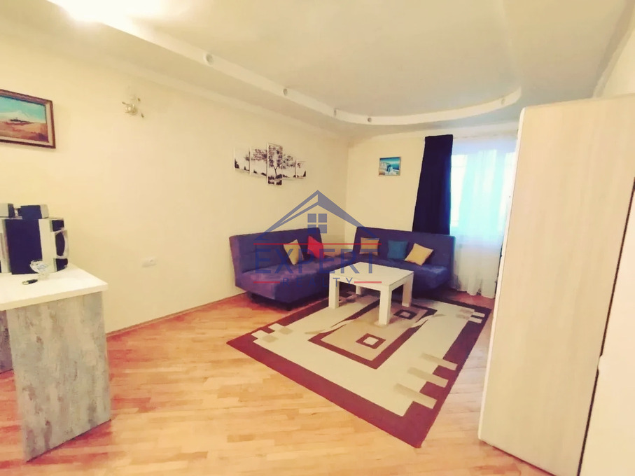 ԴԱՎԹԱՇԵՆ, 5 ՍԵՆՅԱԿ