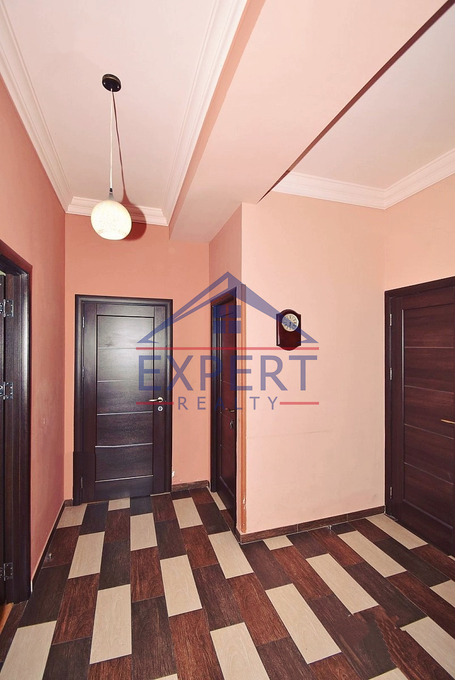 ԱՐԱԲԿԻՐ, ՄԱՄԻԿՈՆՅԱՆՑ, 4 ՍԵՆՅԱԿ