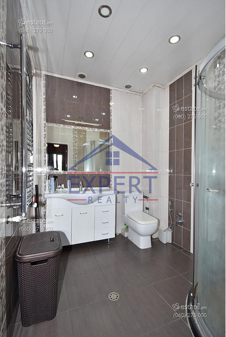 ԱՐԱԲԿԻՐ, ՄԱՄԻԿՈՆՅԱՆՑ, 4 ՍԵՆՅԱԿ