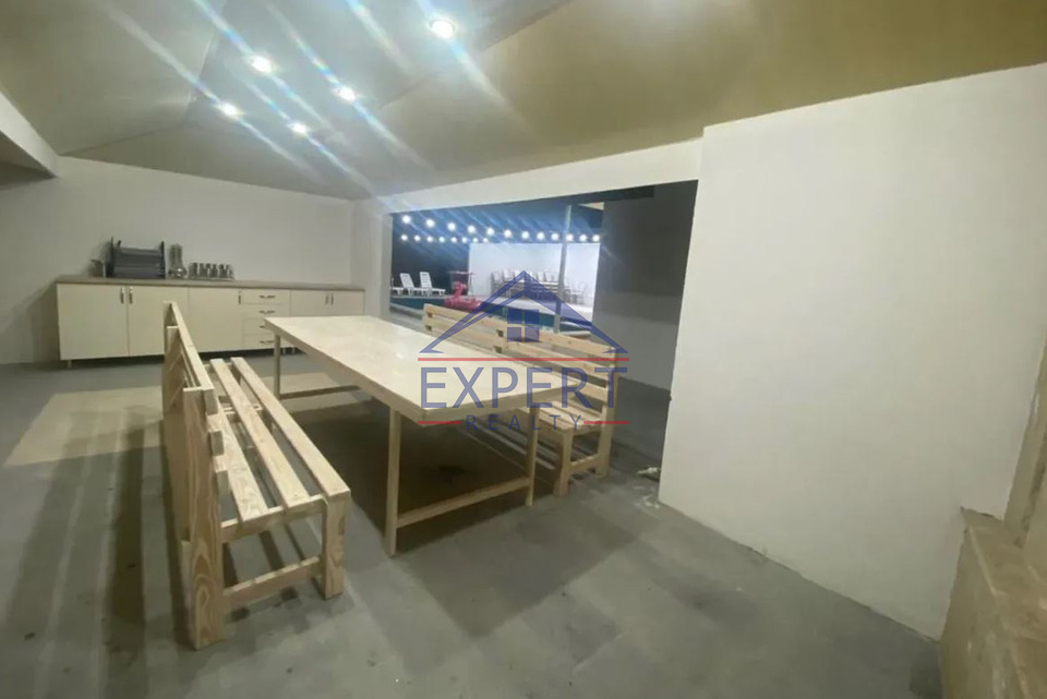 ՋՐՎԵԺ, 5-ՐԴ ՓՈՂՈՑ, 5 ՍԵՆՅԱԿ