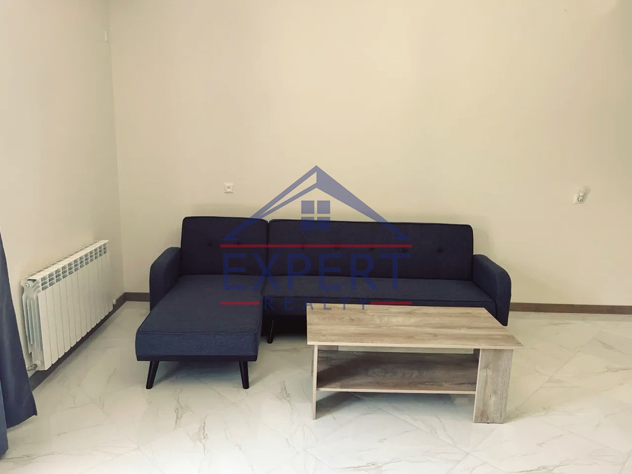 ԱՐԱԲԿԻՐ, ԱԼԵՔՍԵՅ ՀԵՔԻՄՅԱՆԻ ՓՈՂՈՑ, 2 ՍԵՆՅԱԿ