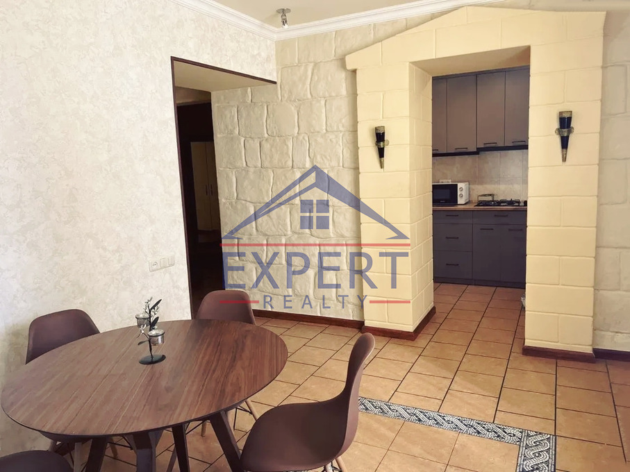 ԿԵՆՏՐՈՆ, ԶԱՔՅԱՆ ՓՈՂՈՑ 4 ՍԵՆՅԱԿ