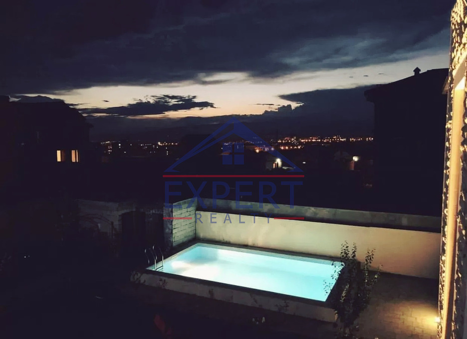 ՆՈՐ ՆՈՐՔ, ԲԱԳՐևԱՆԴ 5 ՍԵՆՅԱԿ