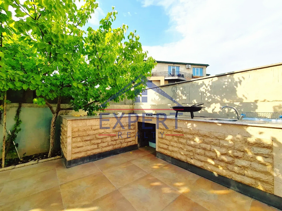 ՆՈՐ ՆՈՐՔ, ԲԱԳՐևԱՆԴ 5 ՍԵՆՅԱԿ