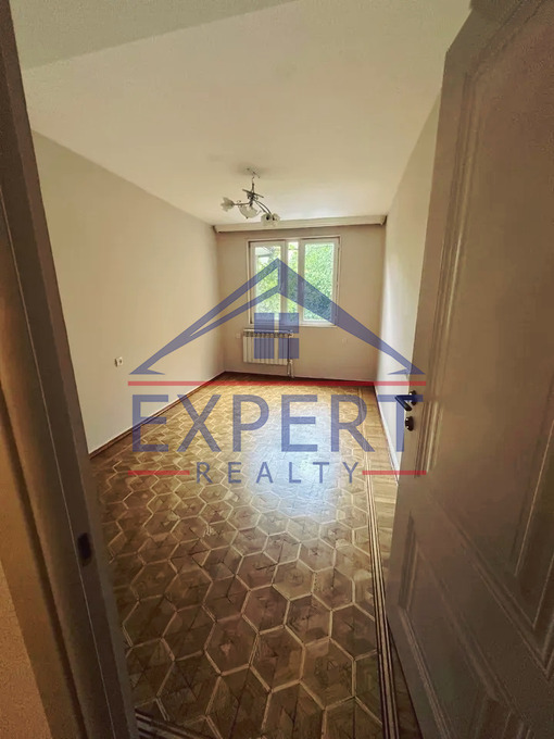 ԿԵՆՏՐՈՆ, ԲՈՒԶԱՆԴԻ ՓՈՂՈՑ, 135 ՔՄ