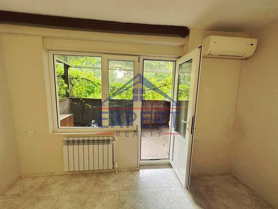 ԿԵՆՏՐՈՆ, ԲՈՒԶԱՆԴԻ ՓՈՂՈՑ, 135 ՔՄ