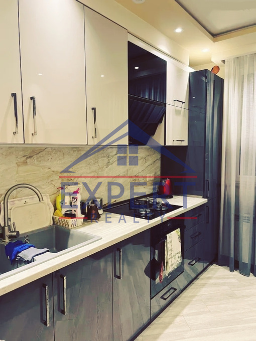 ԿԵՆՏՐՈՆ, ՏԻԳՐԱՆ ՄԵԾԻ ՊՈՂՈՏԱ, 3 ՍԵՆՅԱԿ