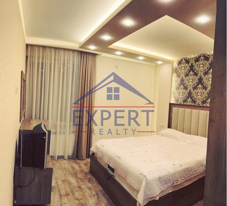 ԿԵՆՏՐՈՆ, ՏԻԳՐԱՆ ՄԵԾԻ ՊՈՂՈՏԱ, 3 ՍԵՆՅԱԿ