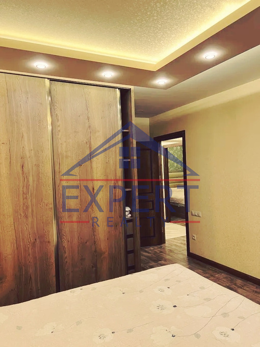 ԿԵՆՏՐՈՆ, ՏԻԳՐԱՆ ՄԵԾԻ ՊՈՂՈՏԱ, 3 ՍԵՆՅԱԿ