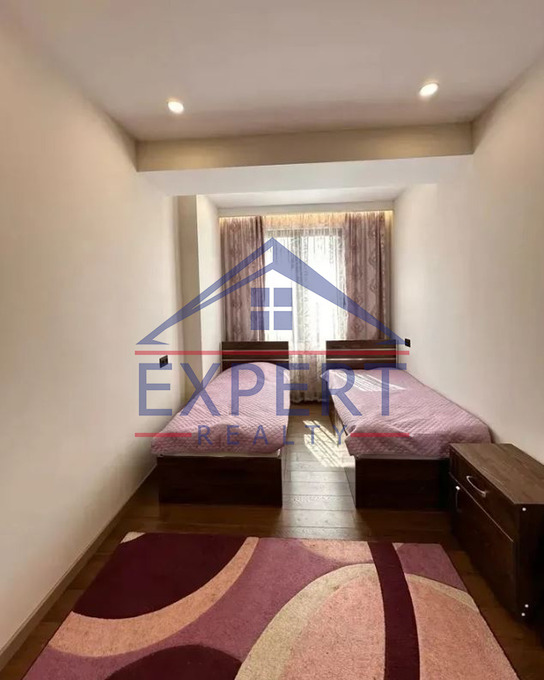 ԱՐԱԲԿԻՐ, ԱՐՂՈՒԹՅԱՆ ՓՈՂՈՑ, 4 ՍԵՆՅԱԿ