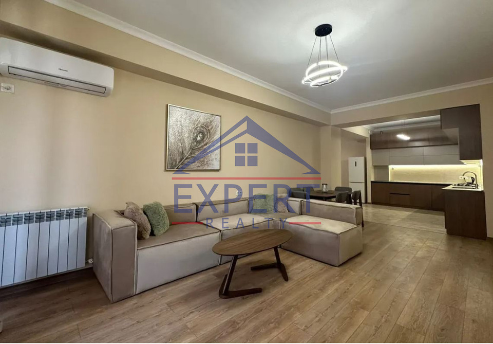 ԿԵՆՏՐՈՆ, ՊԱՐՈՆՅԱՆ ՓՈՂՈՑ, 2 ՍԵՆՅԱԿ