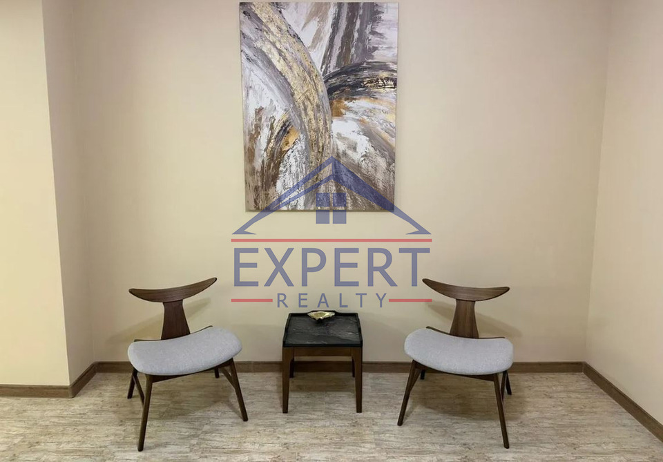 ԿԵՆՏՐՈՆ, ՊԱՐՈՆՅԱՆ ՓՈՂՈՑ, 2 ՍԵՆՅԱԿ