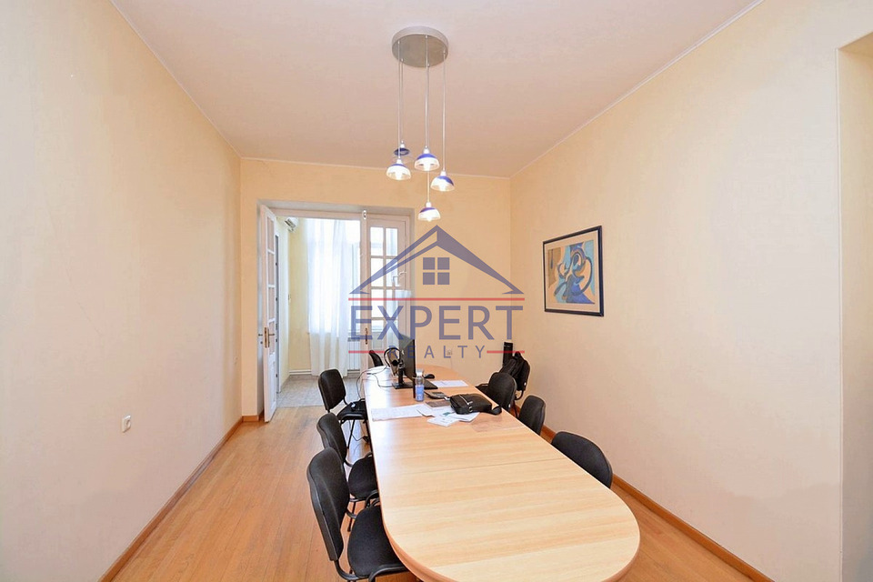 ԿԵՆՏՐՈՆ, ՀԱՆՐԱՊԵՏՈՒԹՅԱՆ ՓՈՂՈՑ, 116 ՔՄ