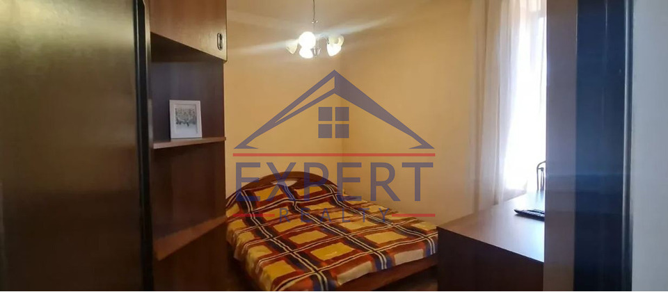 ԱՐԱԲԿԻՐ, ՆԻԿՈՂԱՅՈՍ ԱԴՈՆՑԻ ՓՈՂՈՑ, 3 ՍԵՆՅԱԿ