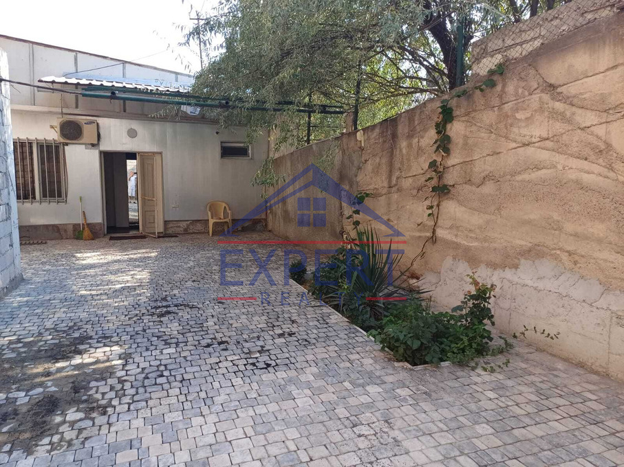 ԿԵՆՏՐՈՆ, ԱՆՏԱՌԱՅԻՆ ՓՈՂՈՑ, 4 ՍԵՆՅԱԿ