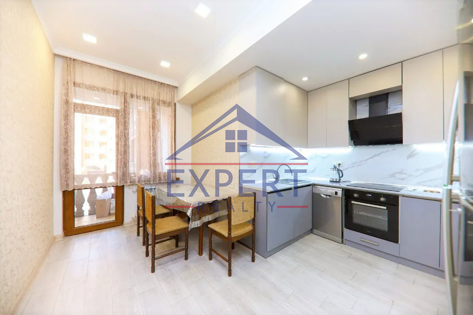 ԱՐԱԲԿԻՐ, ԱԴՈՆՑԻ ՓՈՂՈՑ, 3 ՍԵՆՅԱԿ