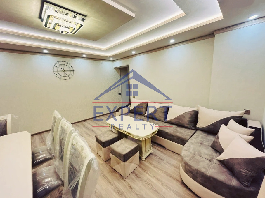 ԿԵՆՏՐՈՆ, ՆԱԼԲԱՆԴՅԱՆ ՓՈՂՈՑ 3  ՍԵՆՅԱԿ