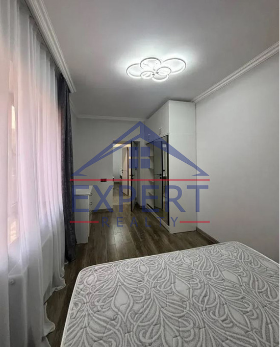 ԿԵՆՏՐՈՆ , ԱՐՇԱԿՈՒՆՅԱՑ ՊՈՂՈՏԱ, 3 ՍԵՆՅԱԿ