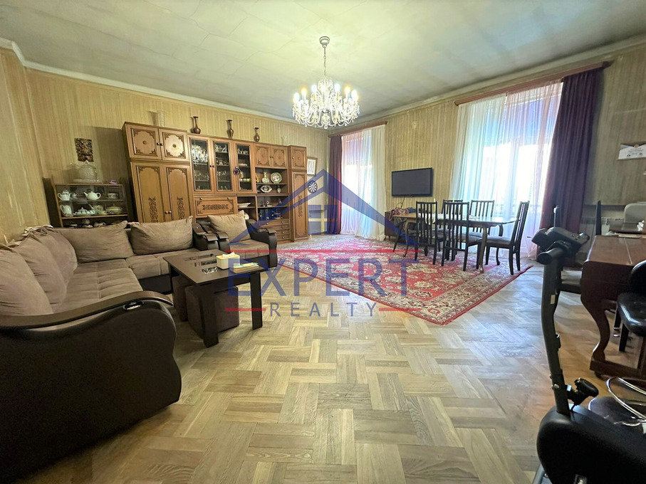 ԷՐԵԲՈՒՆԻ, ՏԻԳՐԱՆ ՄԵԾԻ ՊՈՂՈՏԱ, 3 ՍԵՆՅԱԿ