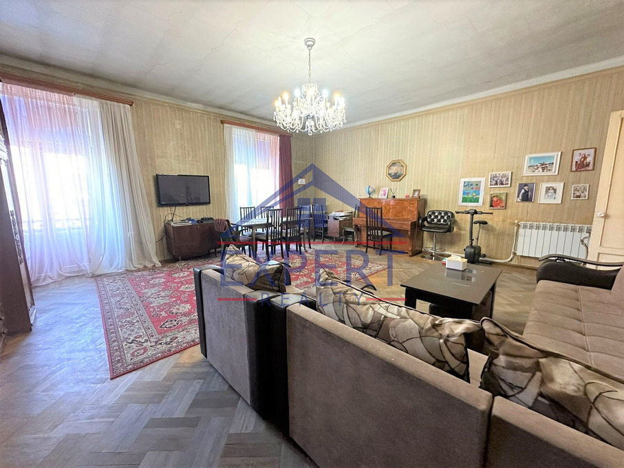 ԷՐԵԲՈՒՆԻ, ՏԻԳՐԱՆ ՄԵԾԻ ՊՈՂՈՏԱ, 3 ՍԵՆՅԱԿ