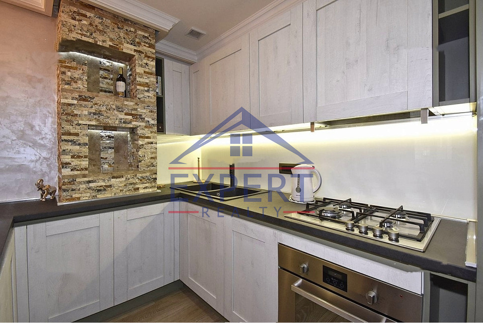 ԿԵՆՏՐՈՆ, ՊՈՒՇԿԻՆԻ ՓՈՂՈՑ  2 ՍԵՆՅԱԿ